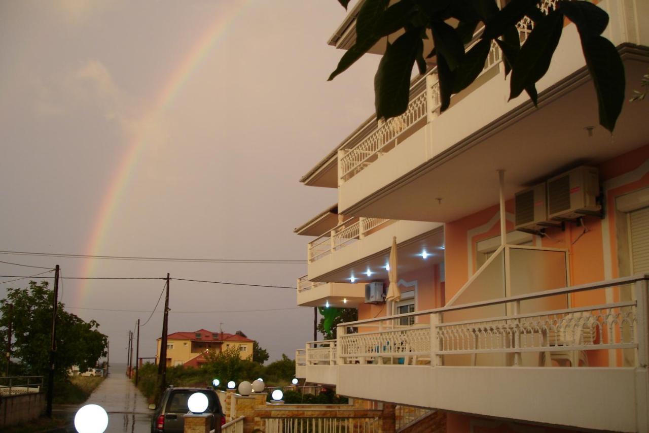 Porto Thassos Apartments & Studios Skala Potamia  Exterior photo